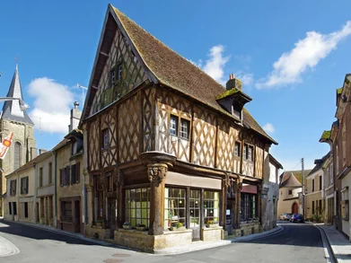 Découverte de la cité médiévale
