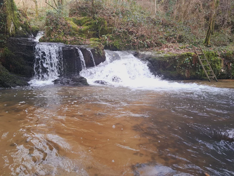 Cascade de la Tine - Concèze