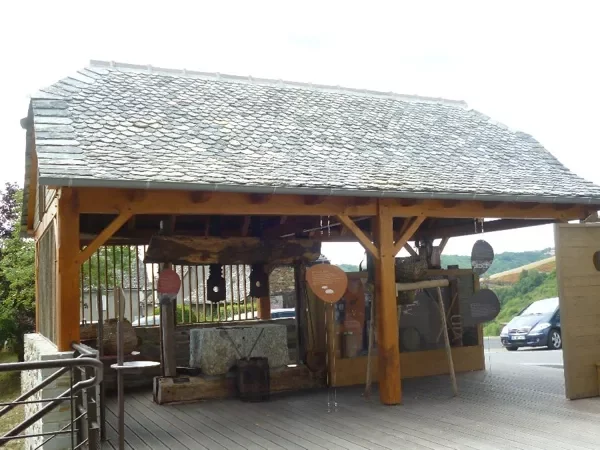 Musée des traditions populaires du Fel : Espace Marcelle Cayron
