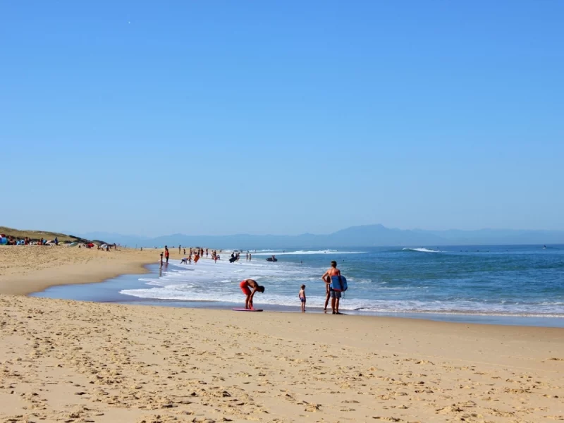 Plage des Casernes