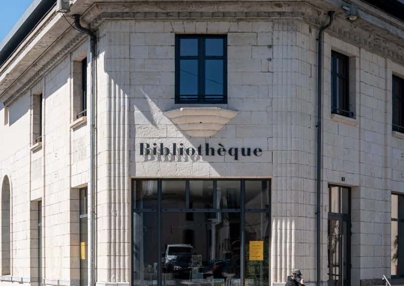 Bibliothèque de Salies