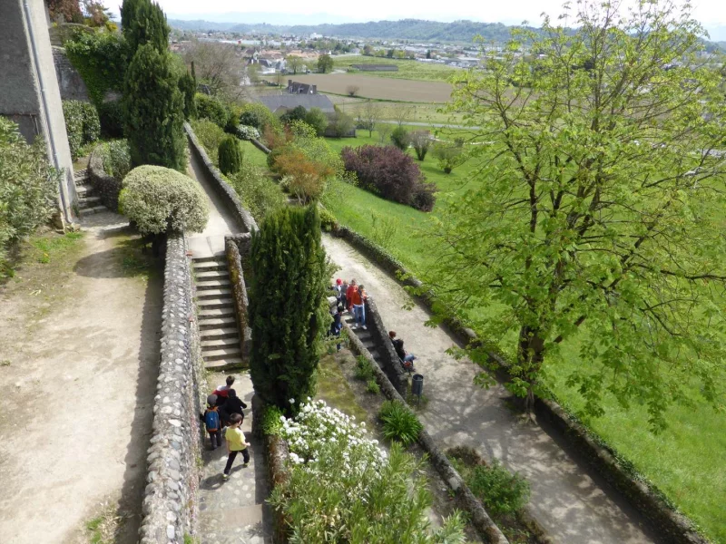 Les remparts de la cité de Lescar