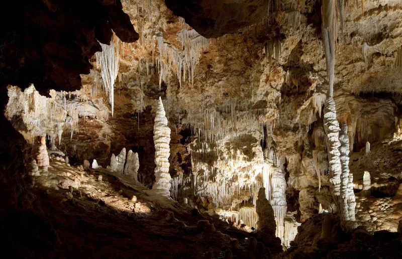 GROTTE DE CLAMOUSE