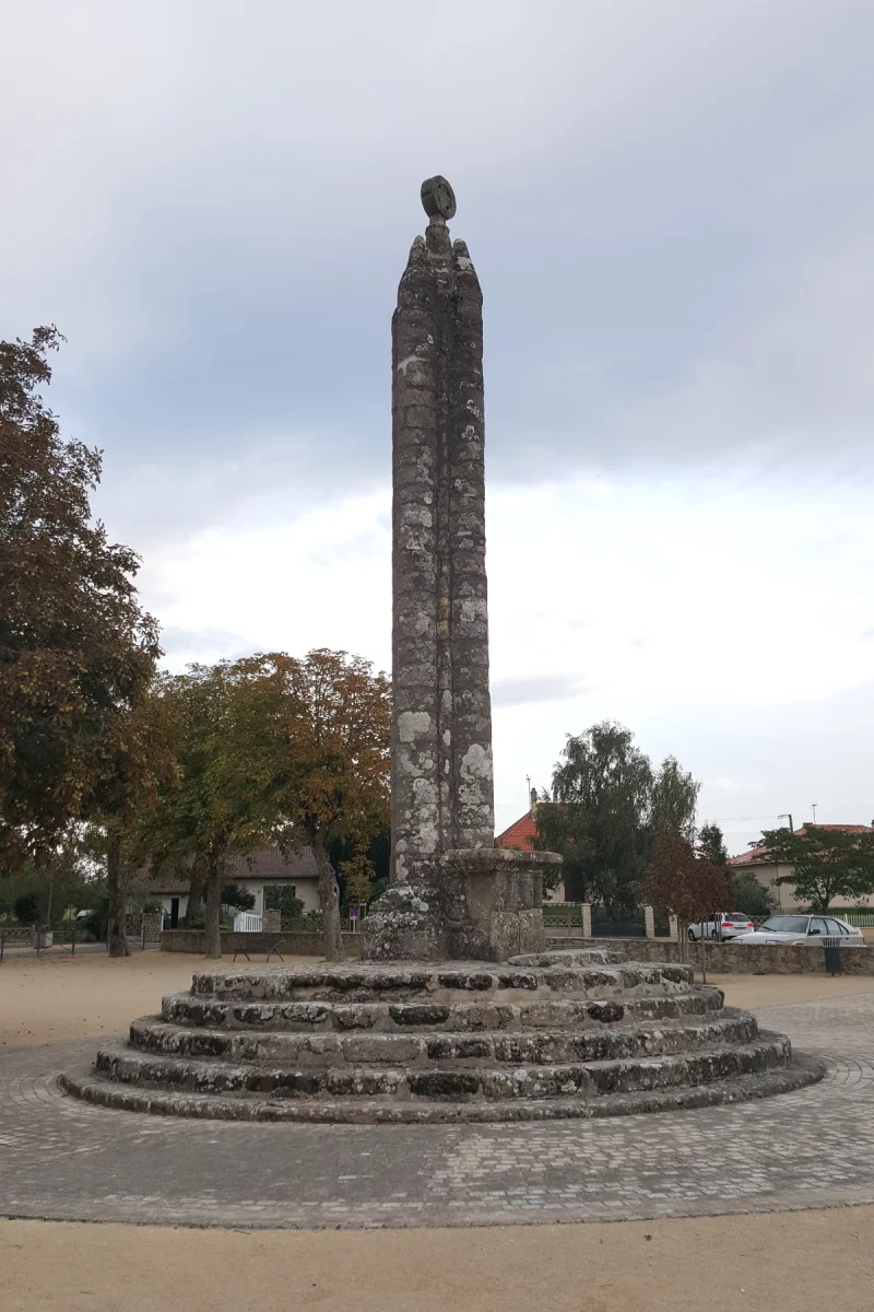 Croix Hosannière de cimetière