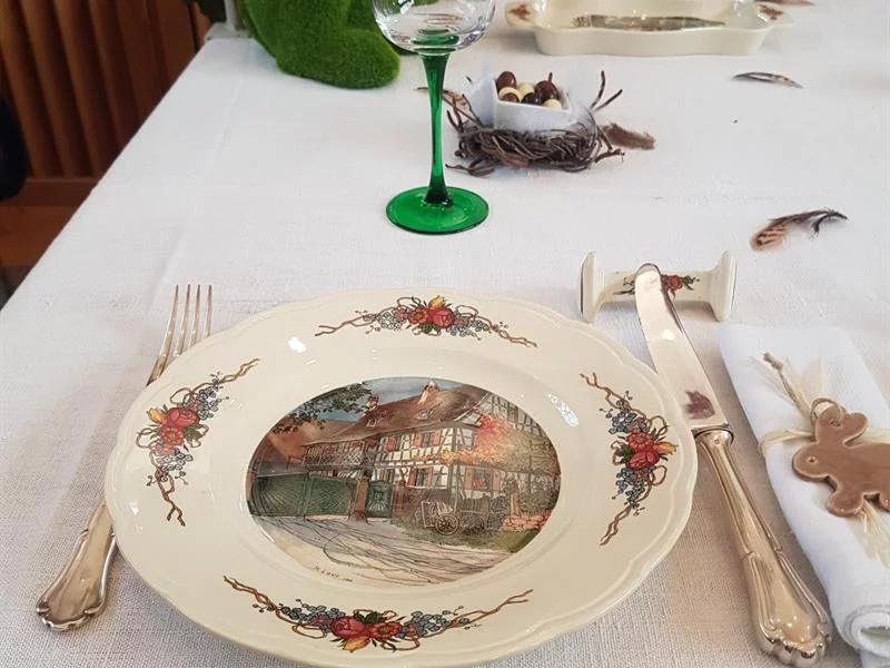 Espace Henri Loux Vaisselle traditionnelle alsacienne