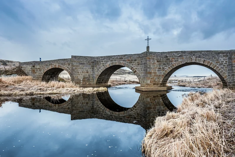 LE PONT DE BUKINKAN