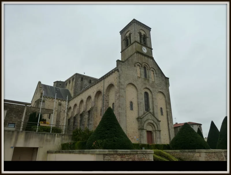 Eglise Notre Dame du Pin