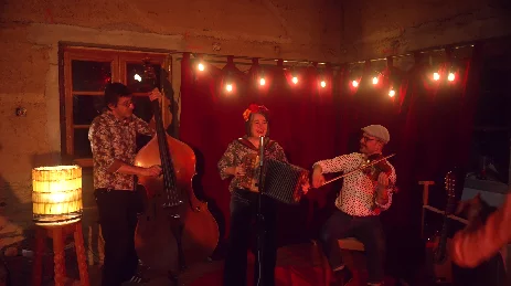 BAL TRAD - ISABELLE BAZIN... EN BAL !