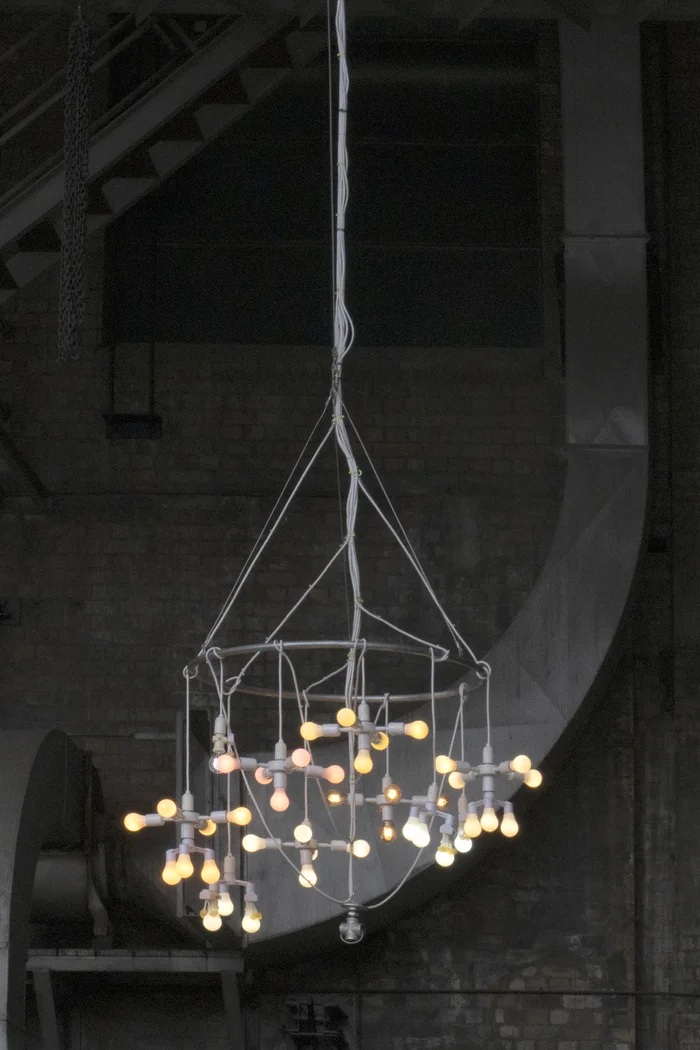 Trevor Yeung, "Jardin des neuf soleils"