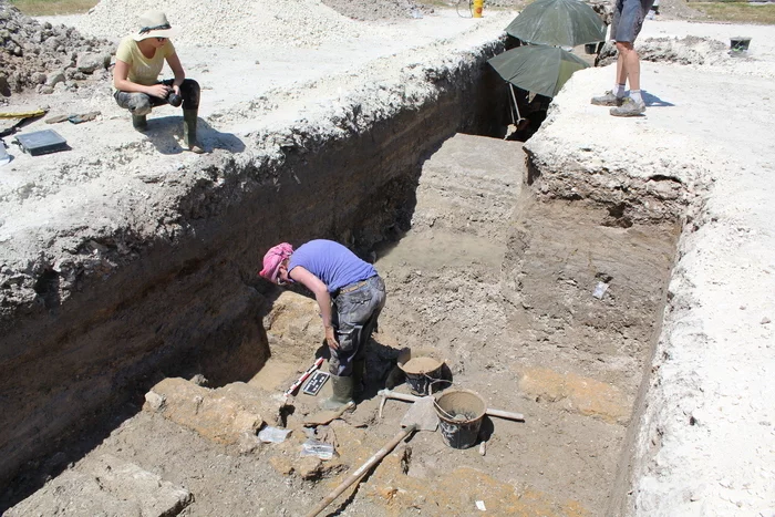 L’archéologie aux arènes
