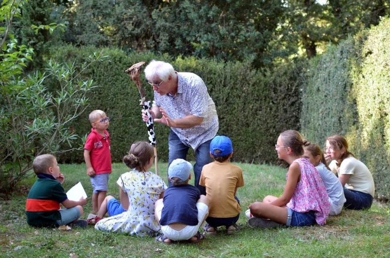 UN CONTEUR AU CHÂTEAU