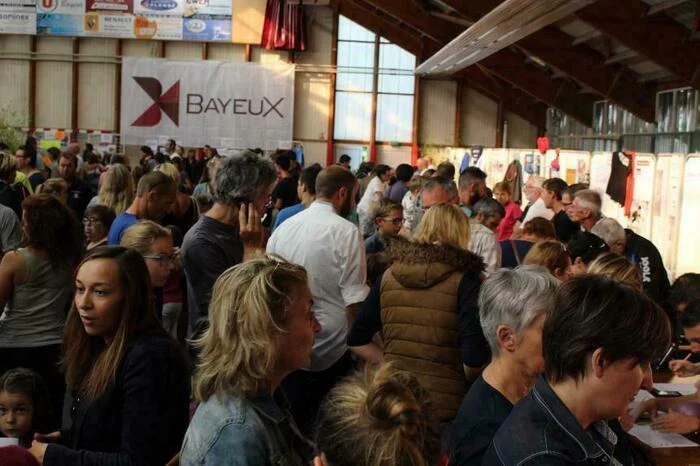 Forum des Associations à BAYEUX : stand Dérailleurs Bayeux-Bessin