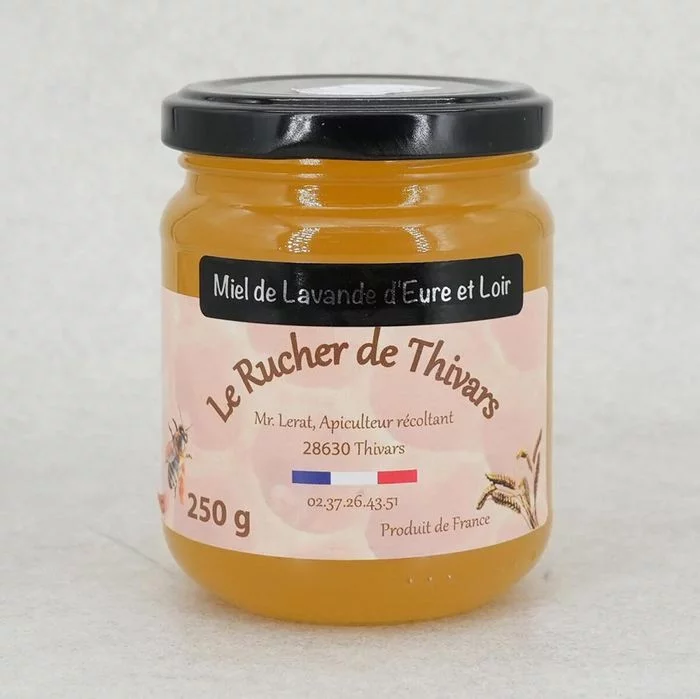 Un miel eurélien médaillé dans les allées du marché de Chartres