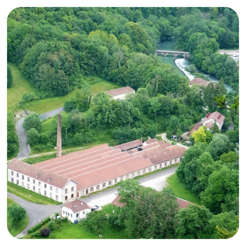 Repas champêtre sur le site des pipes Ropp