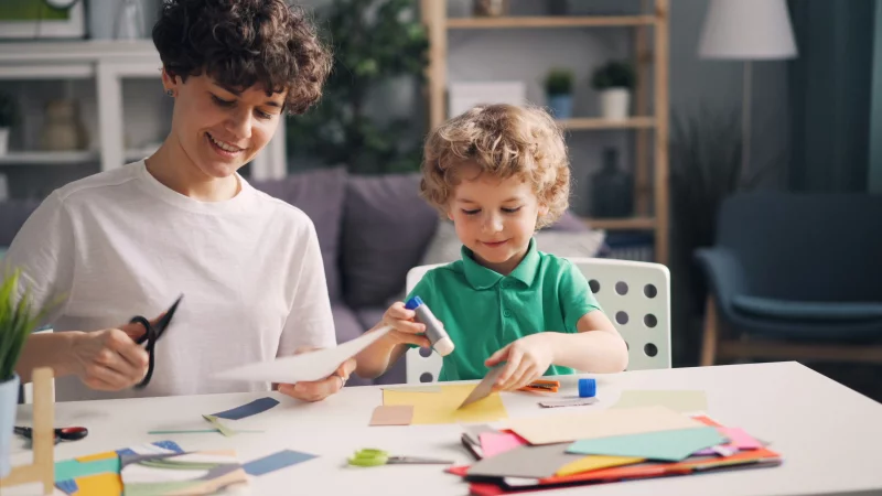 Atelier créatif en famille avec La Croisée des Villages