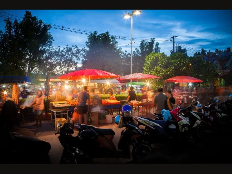 Marché nocturne à Saint André de Cubzac
