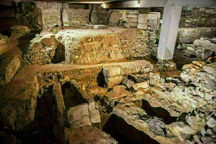 La crypte Saint-Martial