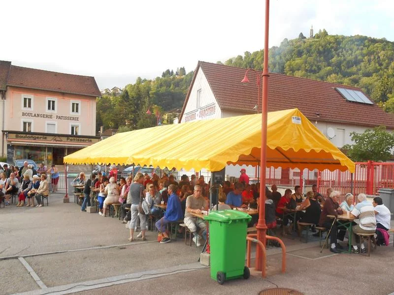 Foire aux kneffles et fumé vosgien