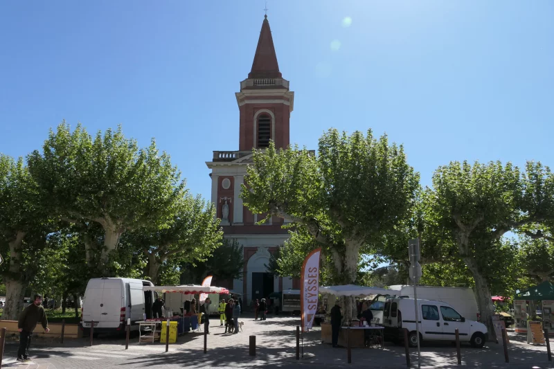 MARCHÉ EN FÊTE : ENSEMBLE POUR OCTOBRE ROSE