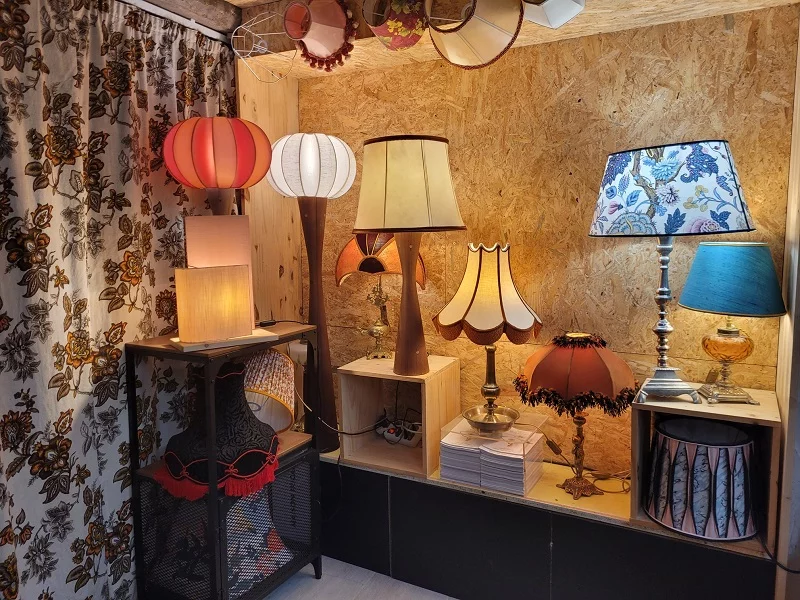 Savoir-faire au rendez-vous - atelier de fabrication d'abat-jours uniques