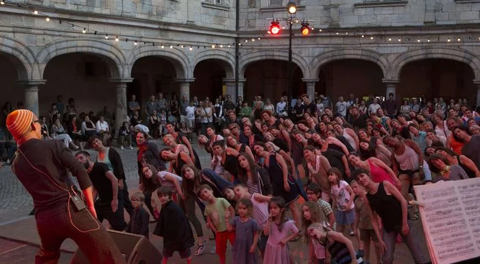 Spectacle « Bal de la compagnie Pernette »