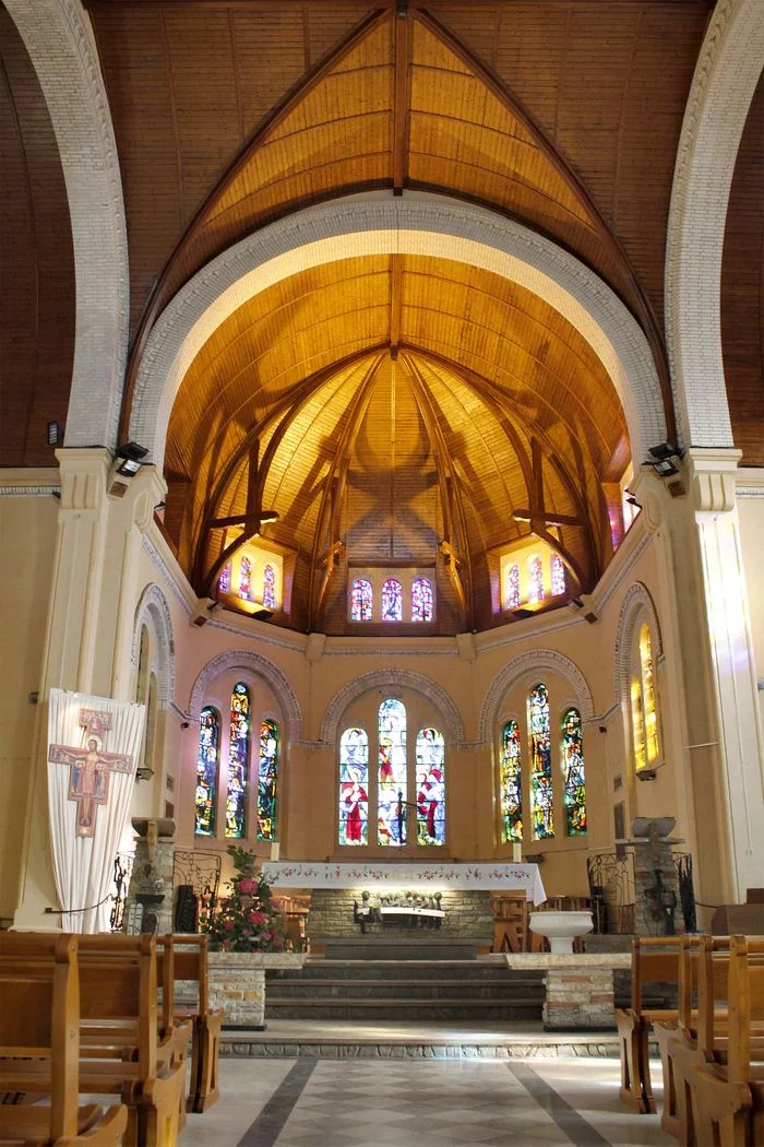 Visite libre de l'église Sainte-Jeanne d'Arc