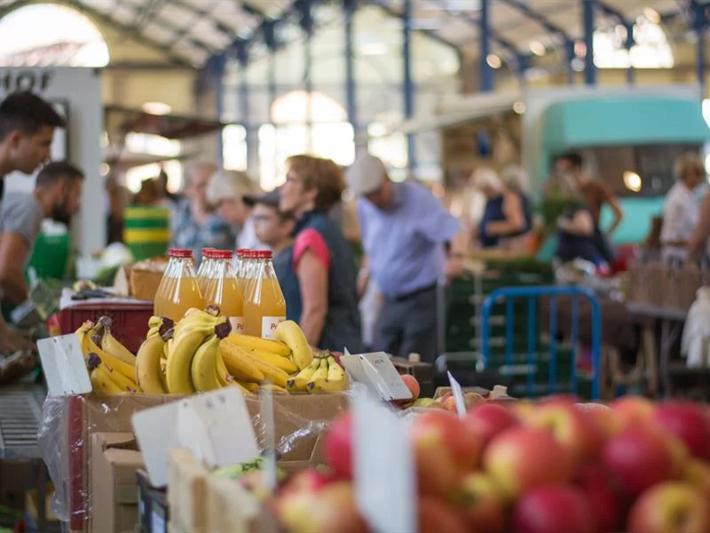 Marché bi-hebdomadaire