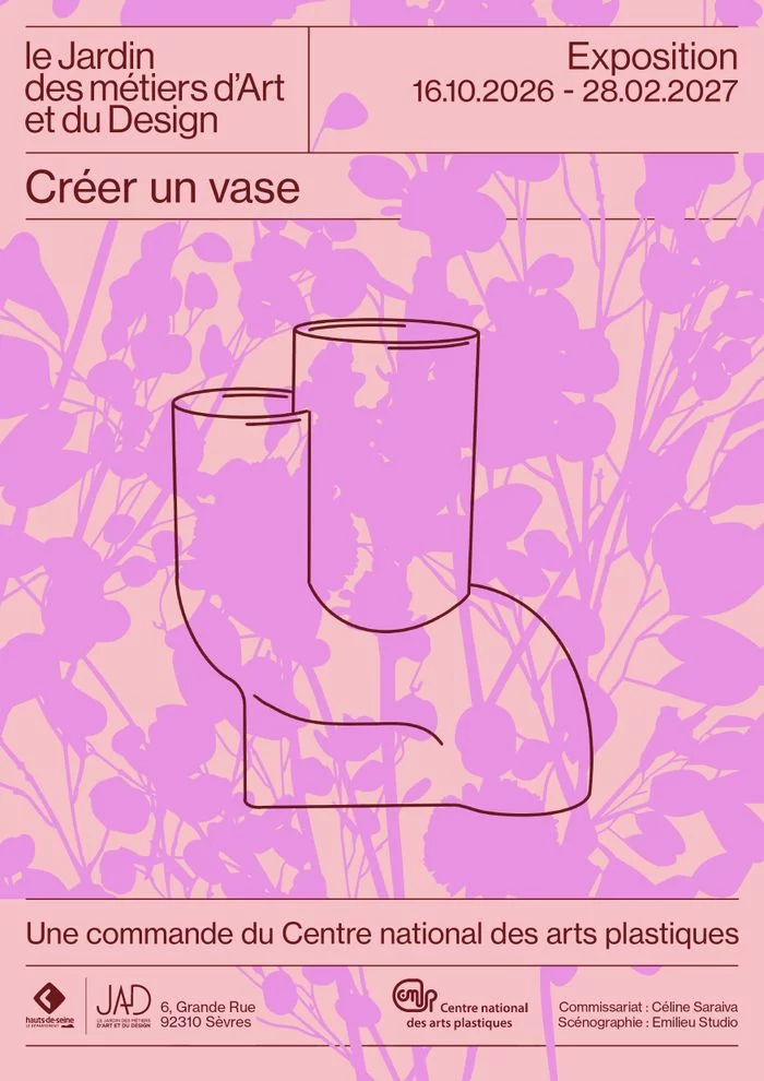 Le JAD : Visite de l’exposition “Créer un vase” en présence de Céline Saraiva,
commissaire de l’exposition