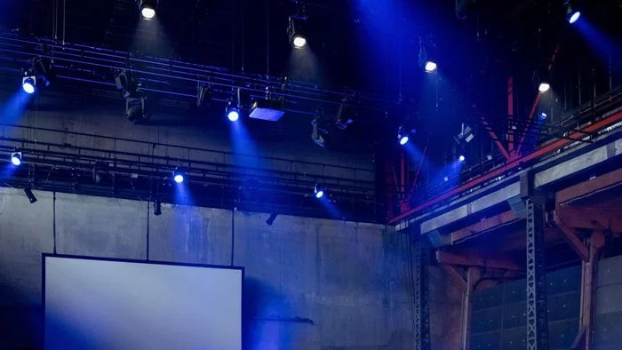 Visite guidée dans les coulisses des spectacles de la Condition Publique