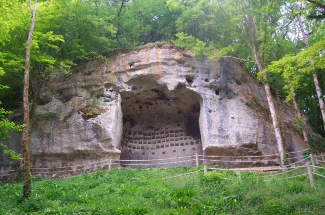 La falaise aux secrets