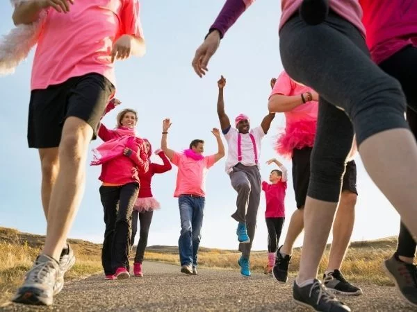 MARCHE POUR OCTOBRE ROSE