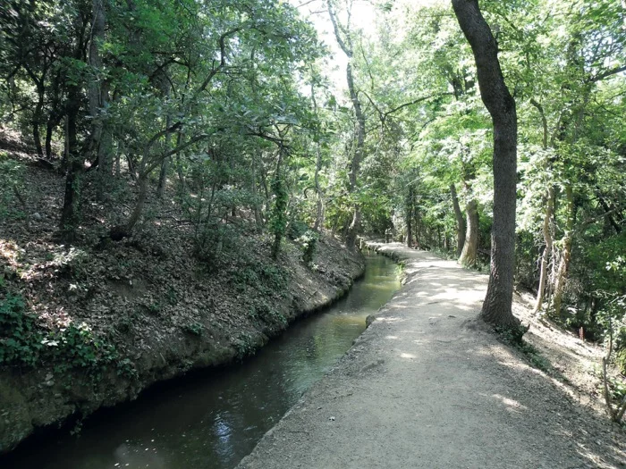 RANDO ACCOMPAGNEE : LE CANAL DE BOHERE, LA VIE SUR LES CONTREFORTS DU CANIGO
