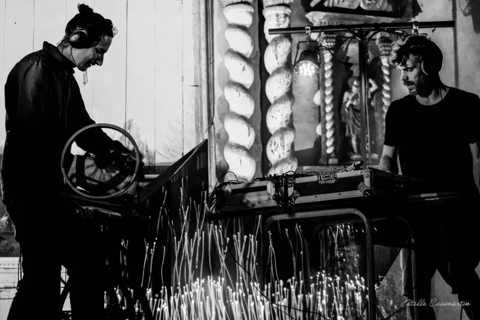 Bal electro trad avec Poolidor