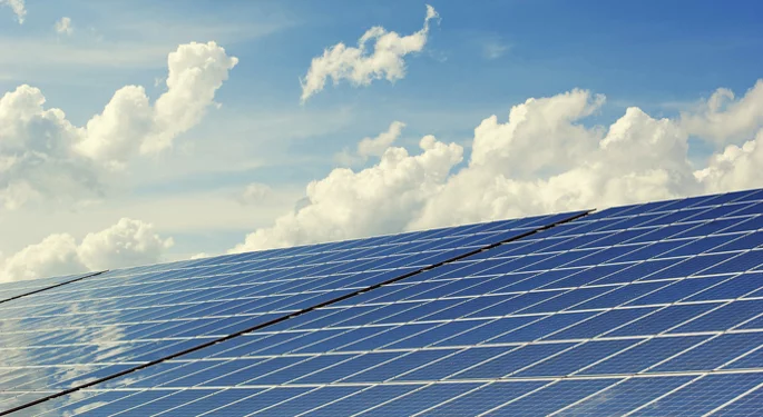 Discussion : La citoyenne solaire