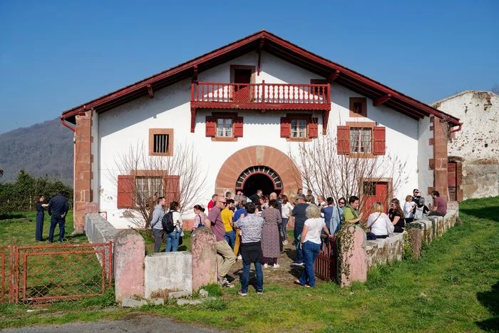 Habitat intergénérationnel Petixumainia et redynamisation du village d’Ascarat