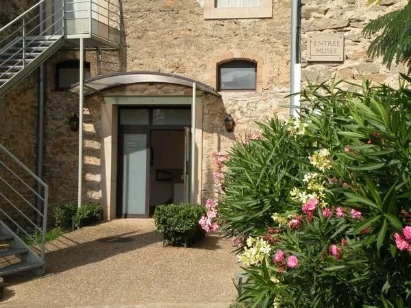 Visite commentée : à la découverte du patrimoine de Rustiques