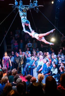 Cirque " Tout Va Hyper Bien " à Aiffres
