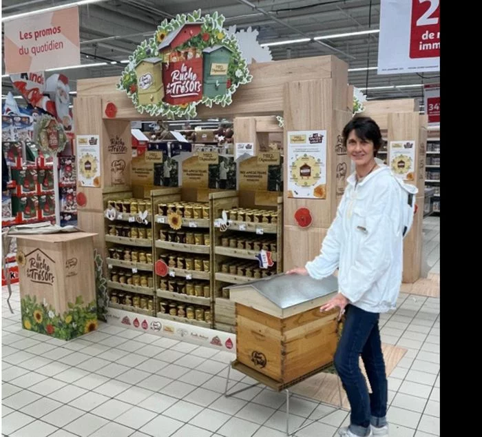 Famille Michaud - Animation et dégustation de miels à Carrefour Saint-Maximin