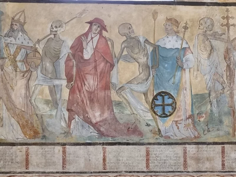 Entrez dans la danse macabre : Visite nocturne et théâtralisée par Véronique Domagalski