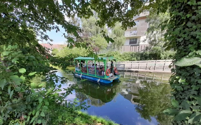 Pause nature au fil de l’eau : balades, contes et magie
