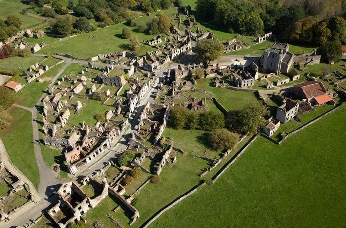 Journées Européennes du Patrimoine : Visite du chantier du village martyr d’Oradour-sur-Glane
