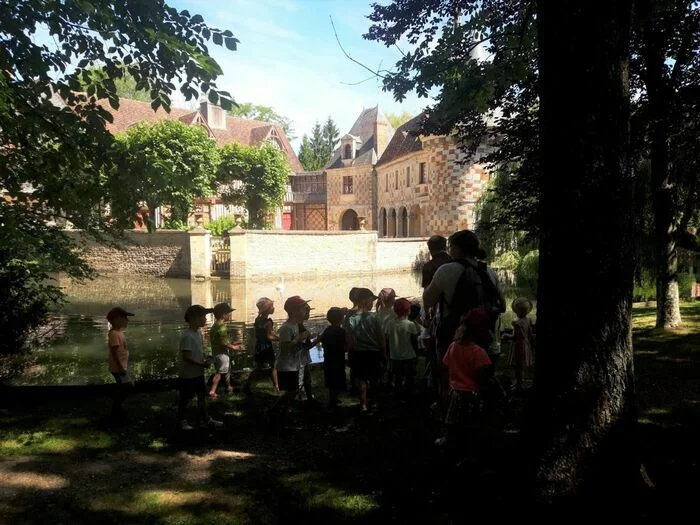 Le château dans tous les sens, visite sensorielle en famille