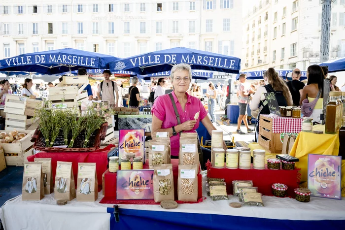 Le grand marché du Vieux-Port
