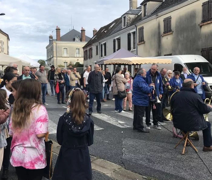 Marché de producteurs à Autry-le-Châtel - Dimanche