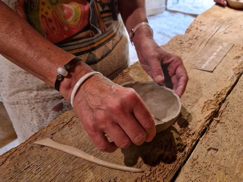 ATELIERS D'INITIATION AU MODELAGE