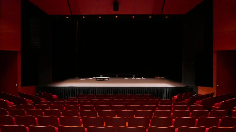Théâtre : J’y crois pas