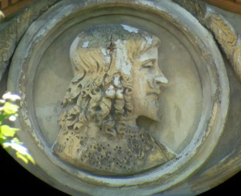 MÉMOIRES ET TRACES SCULPTÉES