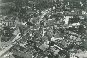 Visite guidée - Comment se structure un village-rue sur une route royale