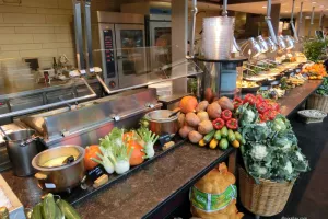Bio et local à la cantine : une utopie ?