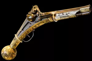 40ème salon international de l'arme ancienne et de collections antiquités militaires